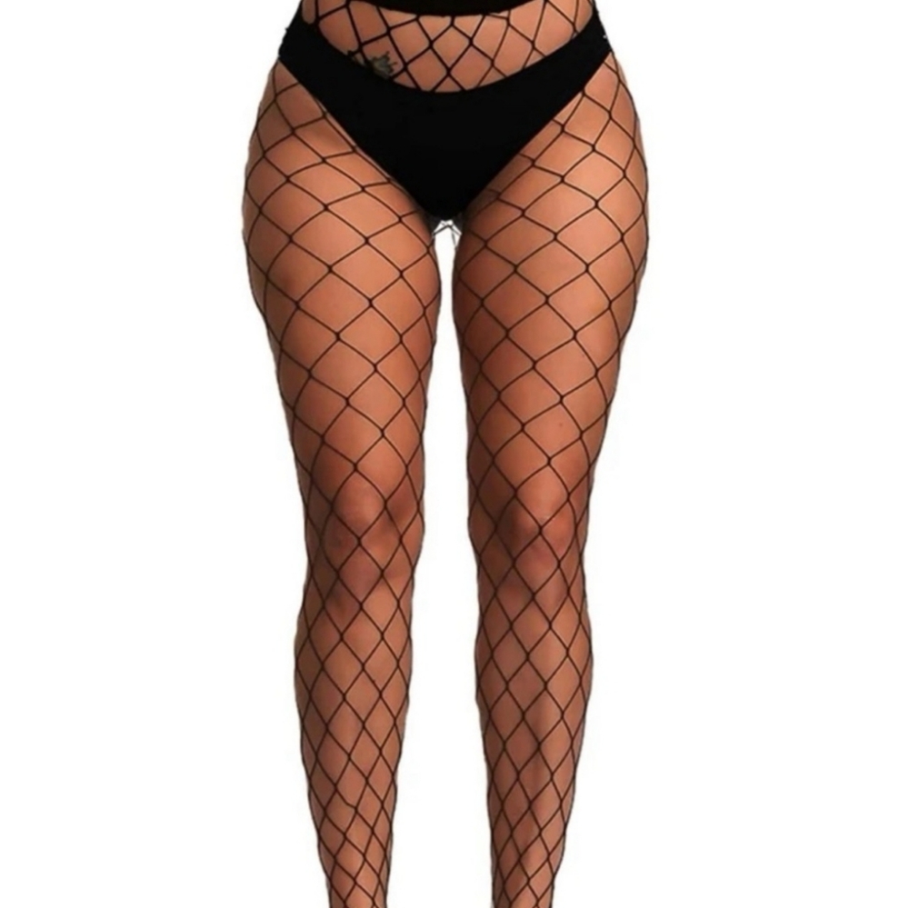 Women's Black Fishnet Stocking Large Hole (ONE SIZE)